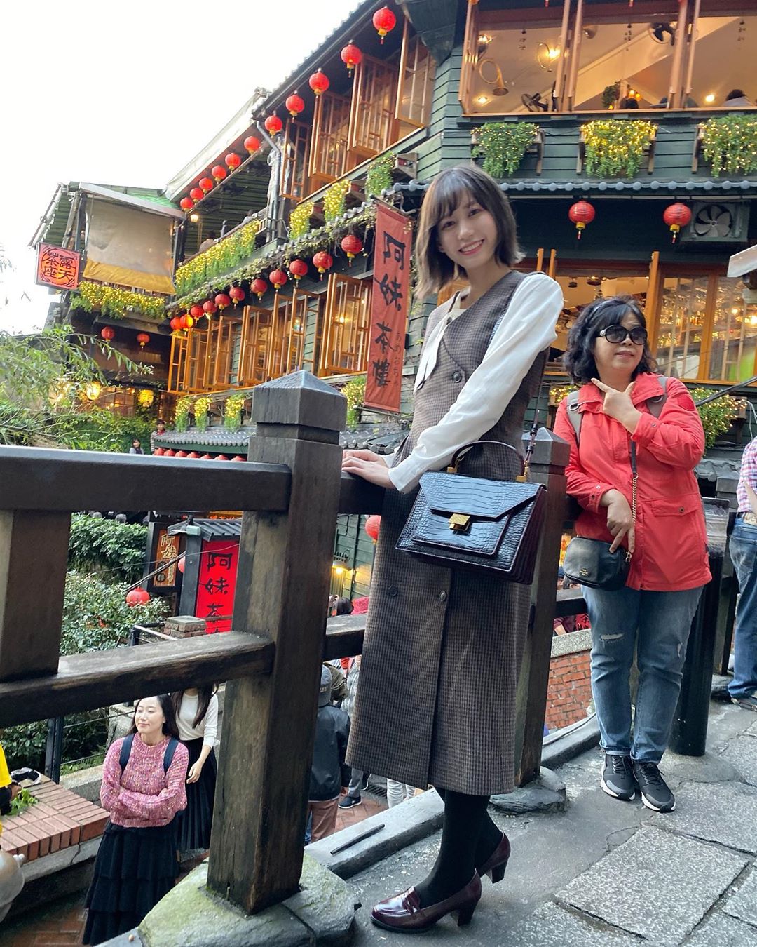 今野由起子 かこちんとの台湾旅行で撮った写真だよ 九份は本当に綺麗だったし美味しいものも沢山食べられて良かった Haruka ちゃんと Sanyuan Moe Zine