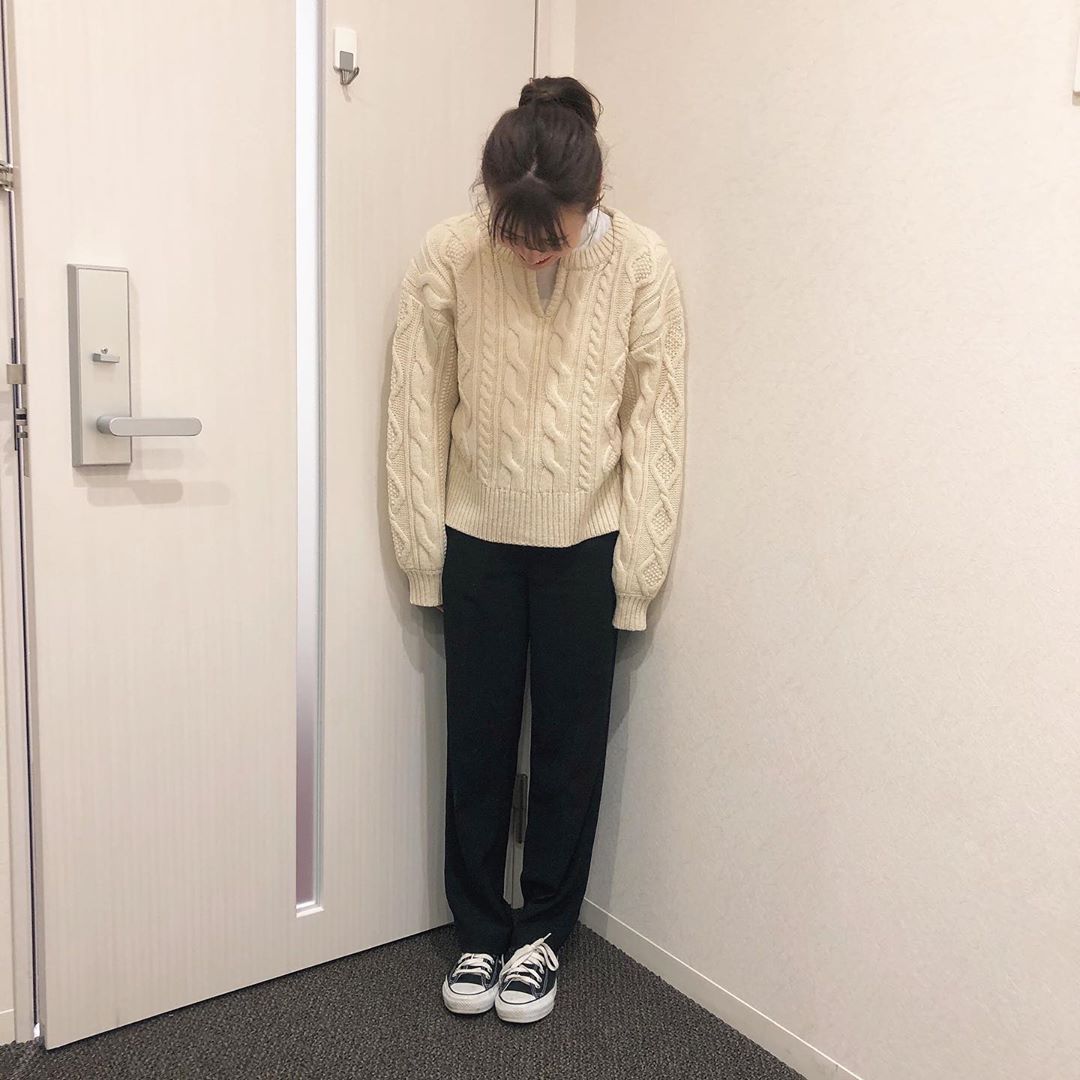 井口綾子 しくじり先生の収録の後私服で楽屋にご挨拶行ったら 吉村さんと澤部さんにダサいダサいって散々言われたんですけどみなさんどう思いますか Moe Zine