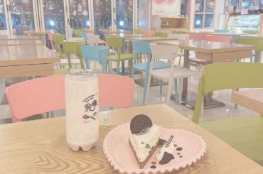 ・
・
#cafedekave さん *°
・
バナナジュースと
オレオチーズケーキ 
・
オレオチーズケーキが
食べやすくて
チーズチーズしてへんくて
ほんの...