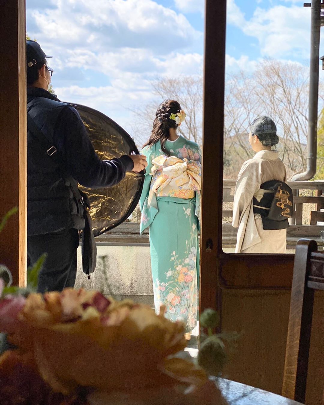 横山由依 髪の毛にお花がいっぱい 京都 京都いろどり日記 着物 着物ヘア Kyoto Kimono Moe Zine