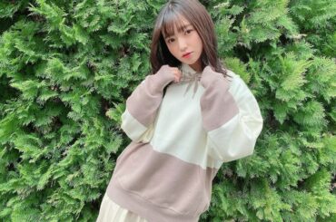 たまには私服！！萌え袖♡
.
.
@racine.store ふんわりモカパーカー

バイカラーの色味がかわいい〜♡
だいたい私服は白か茶色が多いで...