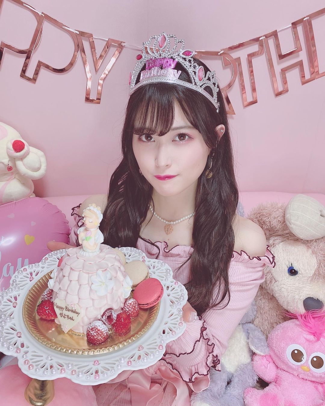 田北香世子 2月13日 24歳になりました アイドルの自分として誕生日を迎えられた事を嬉しく思います 沢山のお祝いの言葉の一つ一つが本当に嬉しいです 皆さんが応援してく Moe Zine