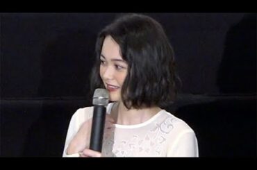 玉城ティナ、美しい鎖骨ほめられチョイ見せ！／映画『わたしに××しなさい！』イベント