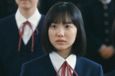 芦田愛菜、岡田将生に“一目惚れ”する本編シーン解禁　イケメン先生に近づくためにテニス部入部を決断　映画『星の子』本編映像