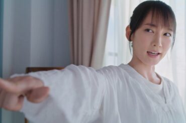 吉岡里帆、松本まりか  P&G レノアハピネス 「驚きのリラックス体験 近日発売」篇 TVCM