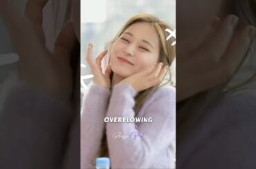 Best Three Overflowing Cute Moments of TWICE Tzuyu